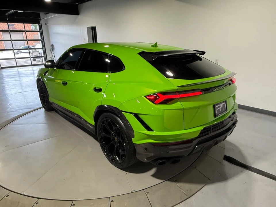 2024 Lamborghini Urus Performante - Image 27 of 31