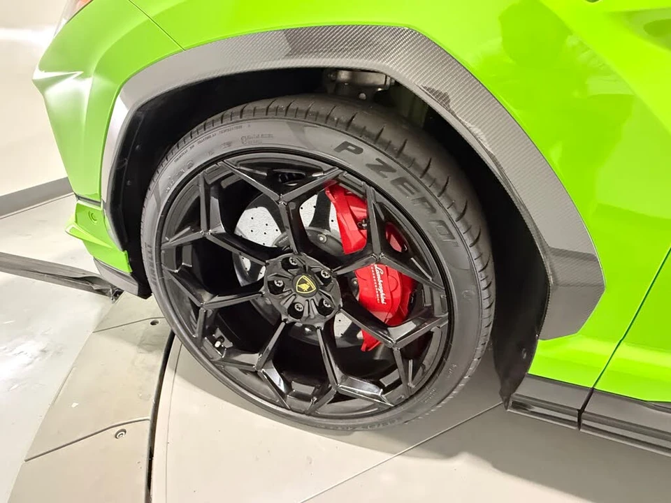 2024 Lamborghini Urus Performante - Image 6 of 31