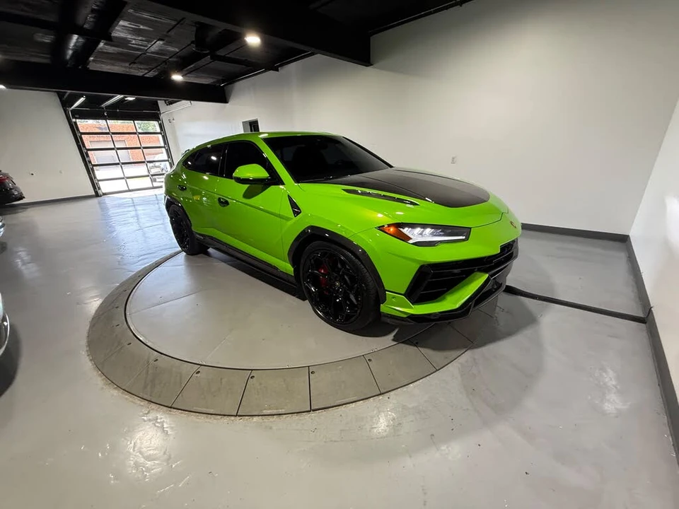 2024 Lamborghini Urus Performante - Image 13 of 31