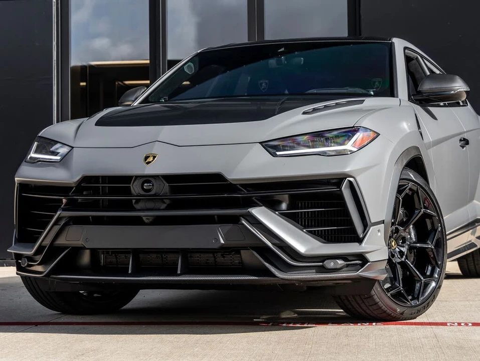2024 Lamborghini Urus Performante - Image 3 of 31