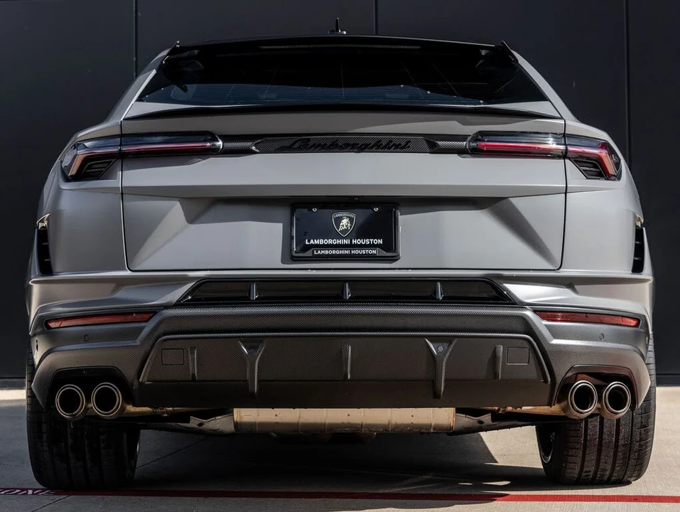 2024 Lamborghini Urus Performante - Image 7 of 31