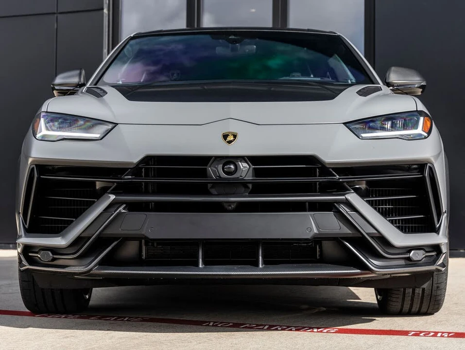 2024 Lamborghini Urus Performante - Image 4 of 31