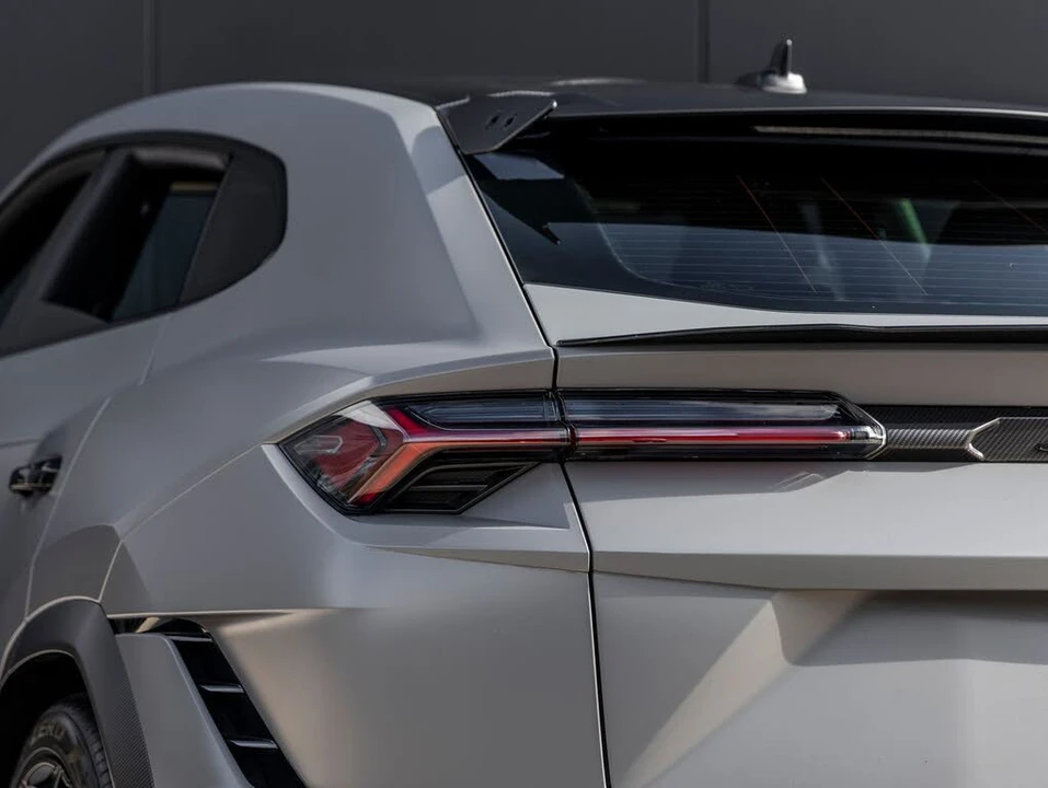 2024 Lamborghini Urus Performante - Image 11 of 31