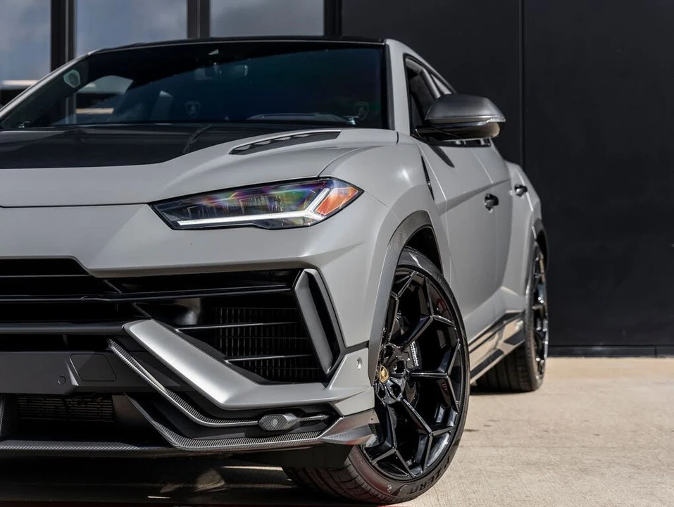 2024 Lamborghini Urus Performante - Image 18 of 31