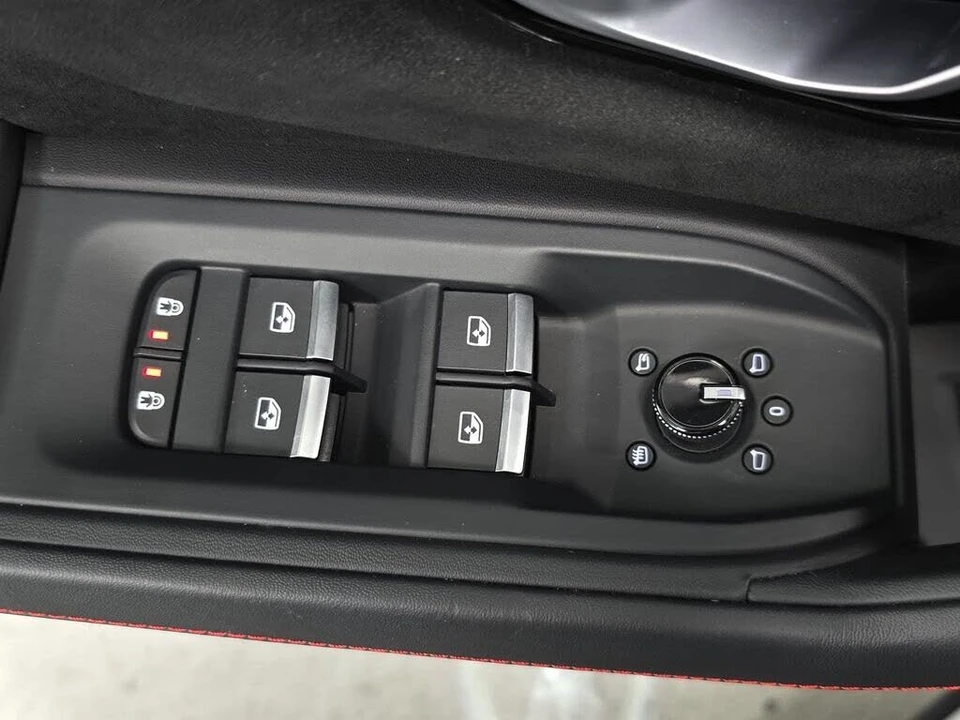 2024 Lamborghini Urus Performante - Image 23 of 30