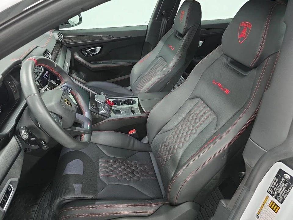 2024 Lamborghini Urus Performante - Image 5 of 30