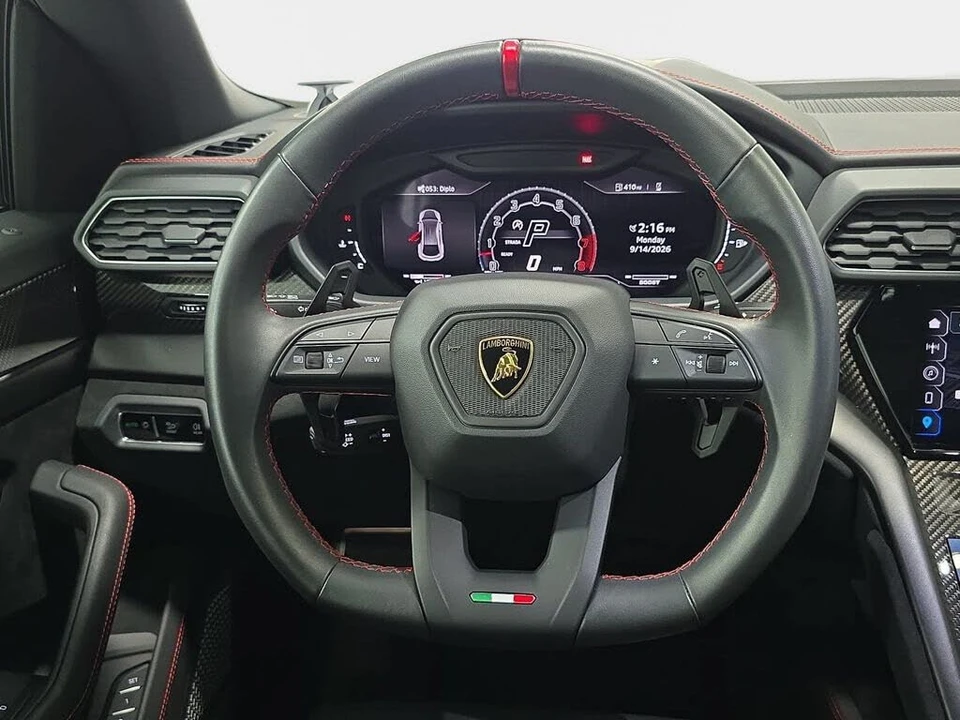 2024 Lamborghini Urus Performante - Image 13 of 30