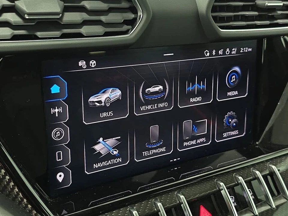 2024 Lamborghini Urus Performante - Image 16 of 30