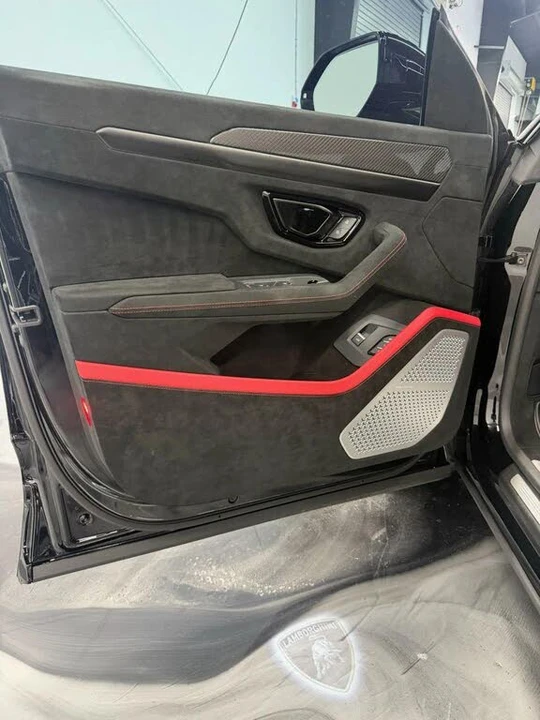 2024 Lamborghini Urus Performante - Image 27 of 31