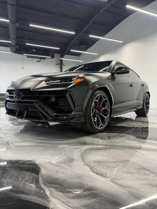 2024 Lamborghini Urus Performante - Image 19 of 31