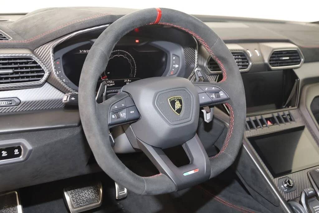 2024 Lamborghini Urus Performante - Image 7 of 31