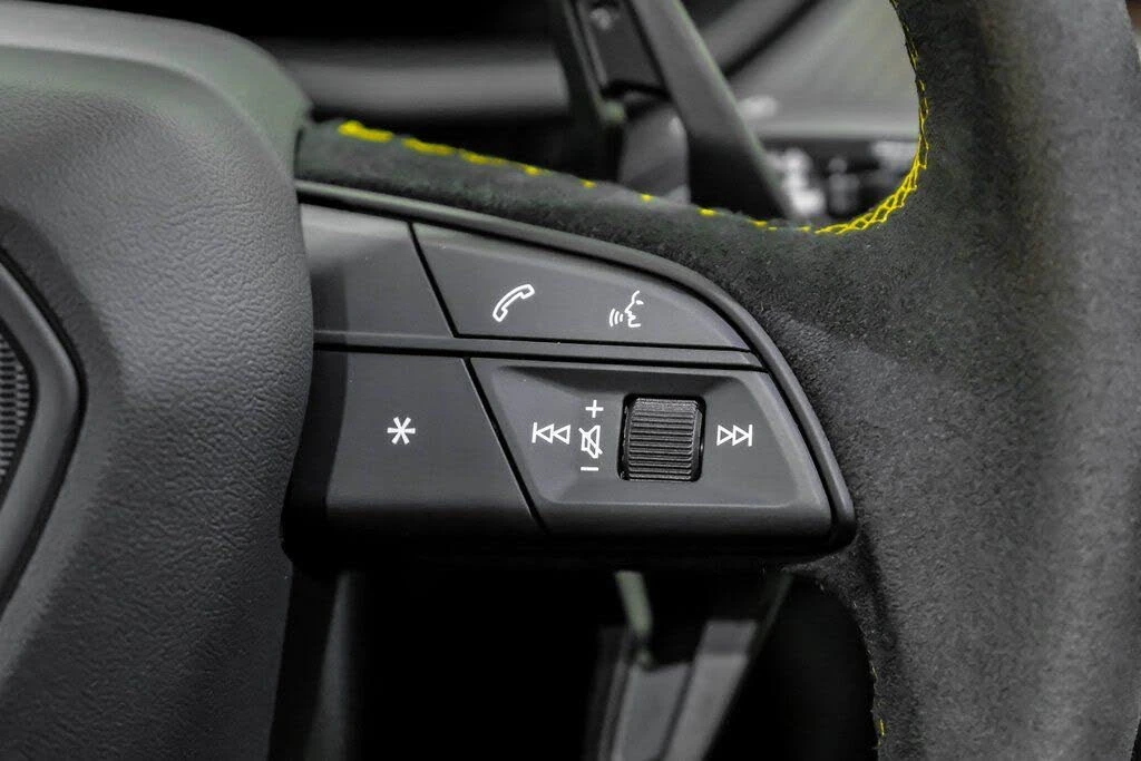 2024 Lamborghini Urus Performante - Image 18 of 31