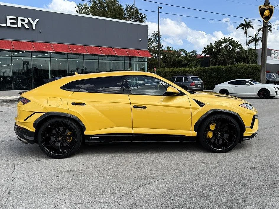 2024 Lamborghini Urus Performante - Image 29 of 31