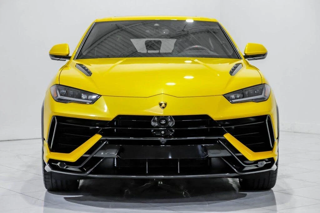 2024 Lamborghini Urus Performante - Image 2 of 31