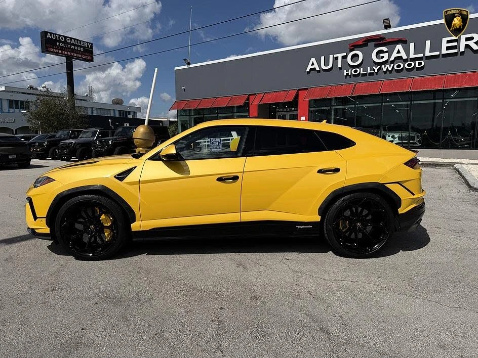 2024 Lamborghini Urus Performante - Image 13 of 31