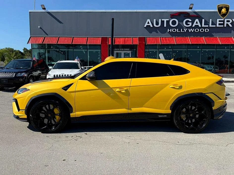 2024 Lamborghini Urus Performante - Image 13 of 31
