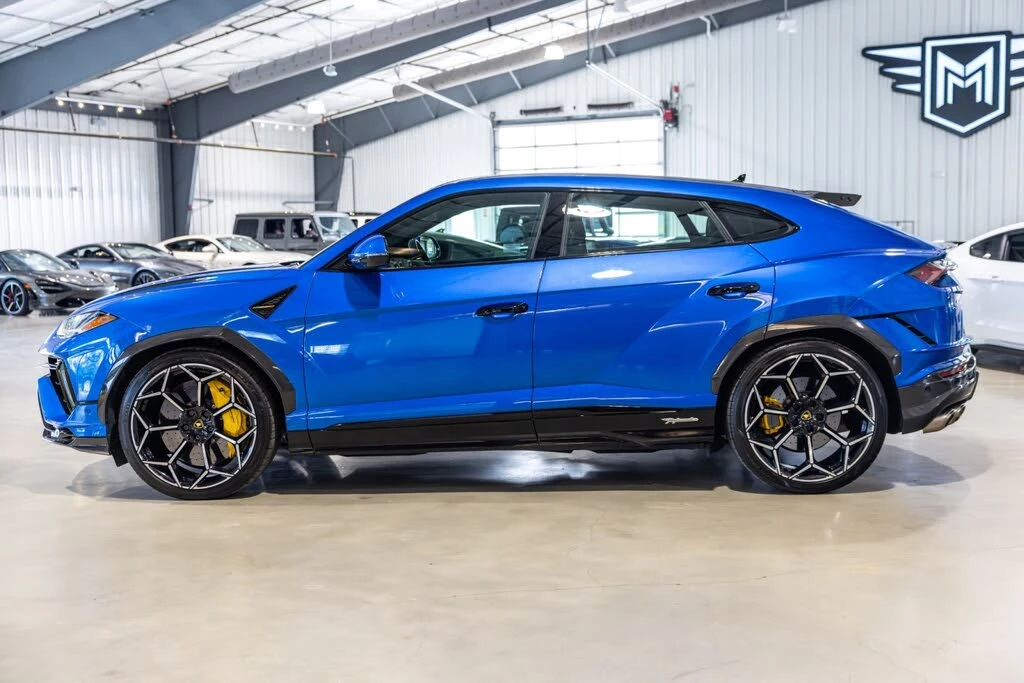 2024 Lamborghini Urus Performante - Image 3 of 31