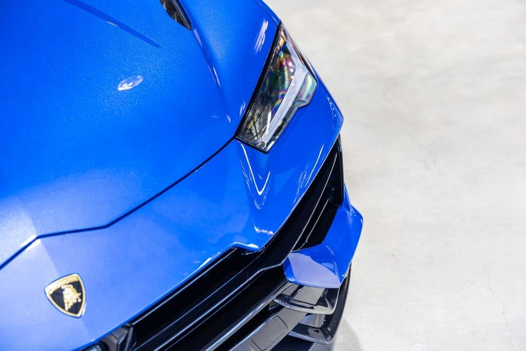 2024 Lamborghini Urus Performante - Image 10 of 31