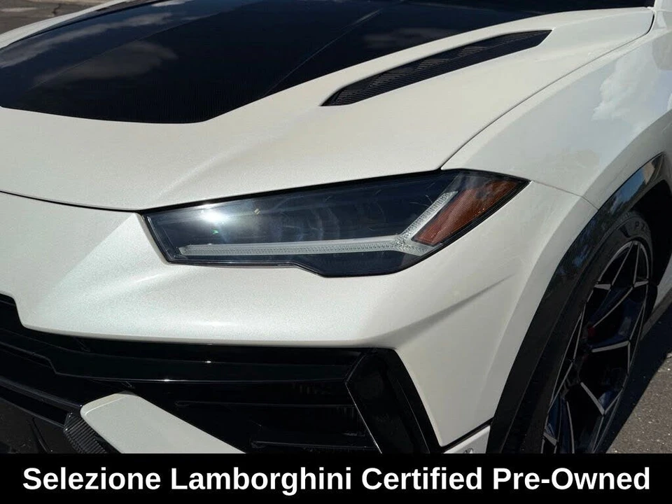 2024 Lamborghini Urus Performante - Image 9 of 31