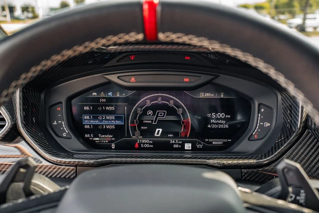 2024 Lamborghini Urus Performante - Image 31 of 31