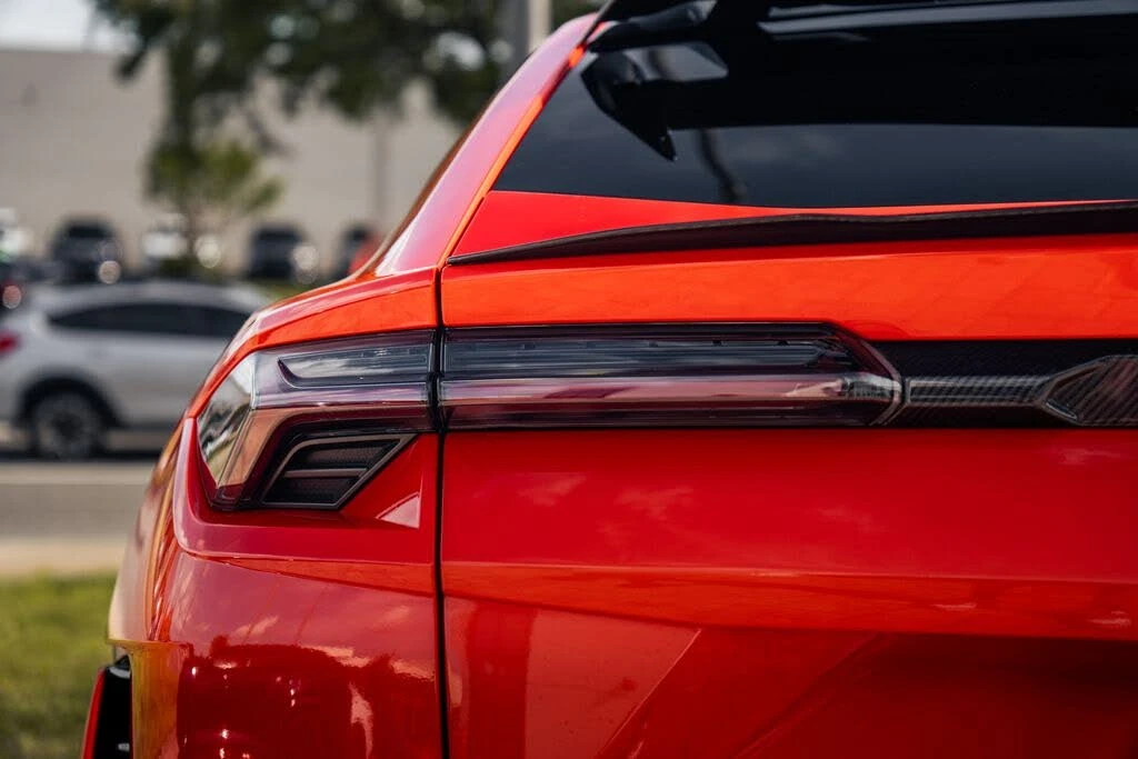 2024 Lamborghini Urus Performante - Image 11 of 31