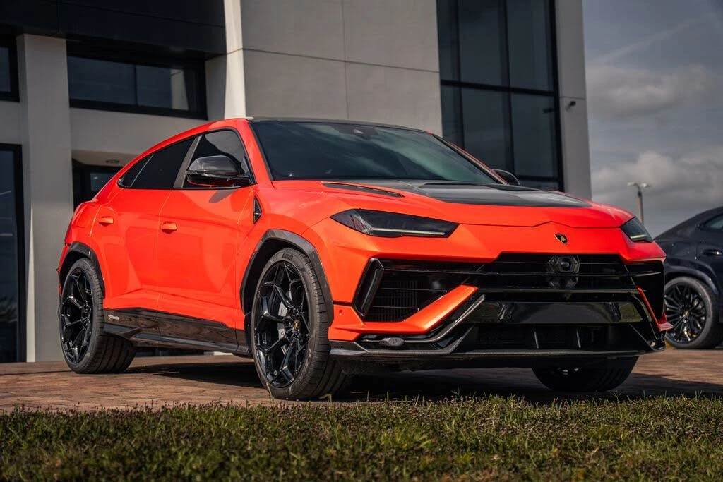 2024 Lamborghini Urus Performante - Image 7 of 31