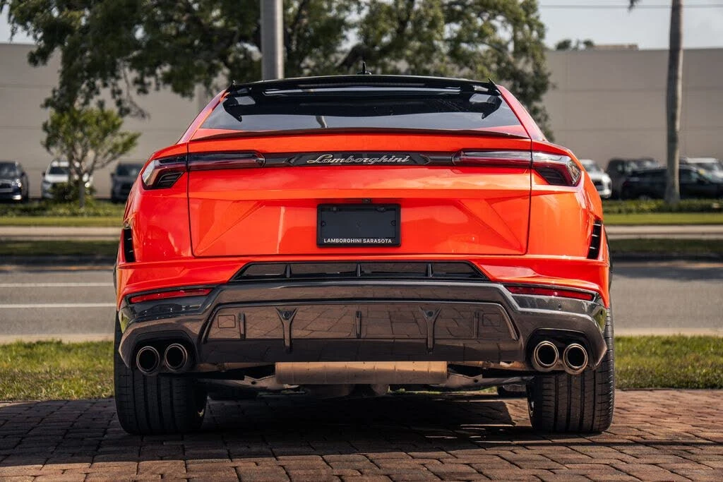 2024 Lamborghini Urus Performante - Image 4 of 31