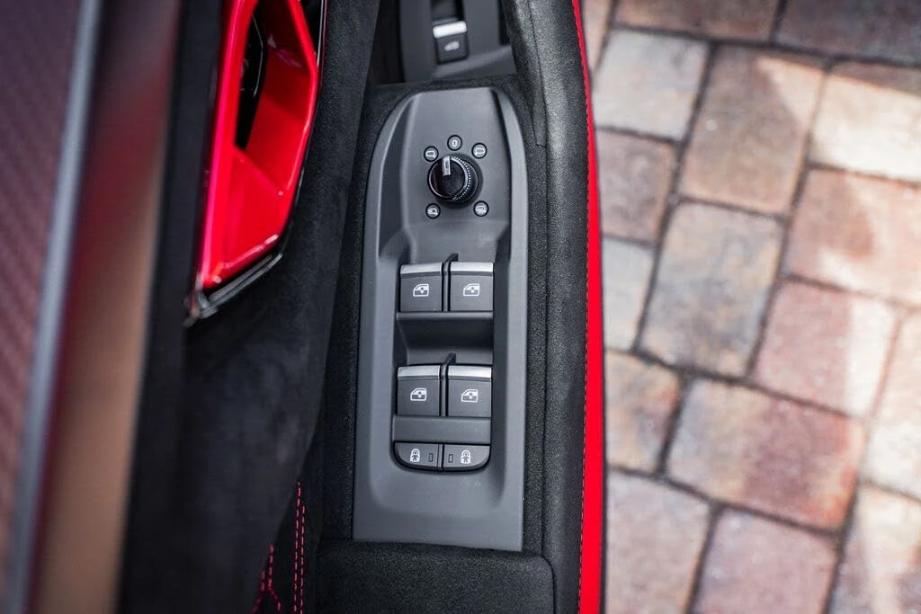2024 Lamborghini Urus Performante - Image 24 of 31
