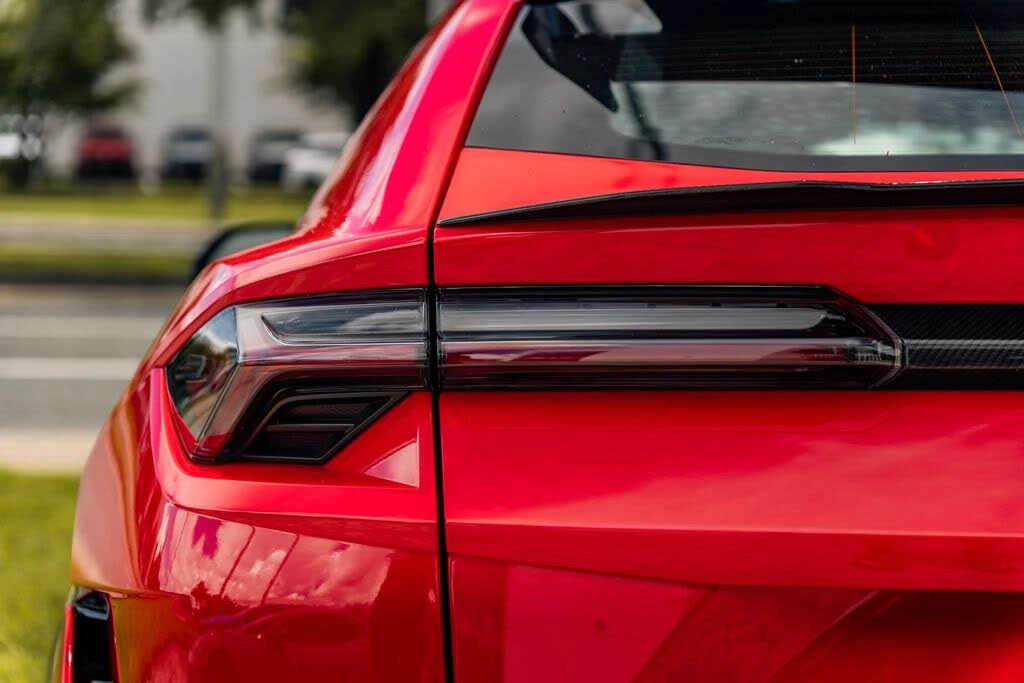 2024 Lamborghini Urus Performante - Image 11 of 31