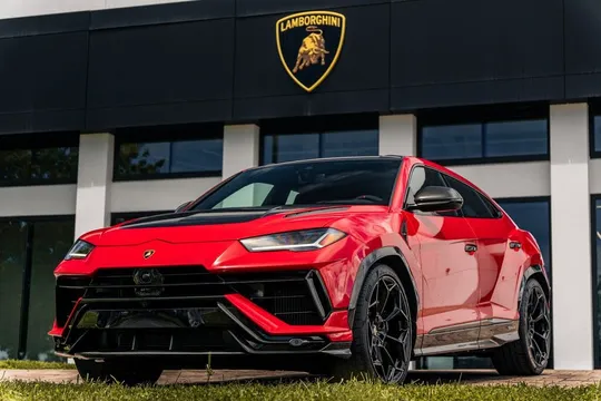 2024 Lamborghini Urus Performante AWD