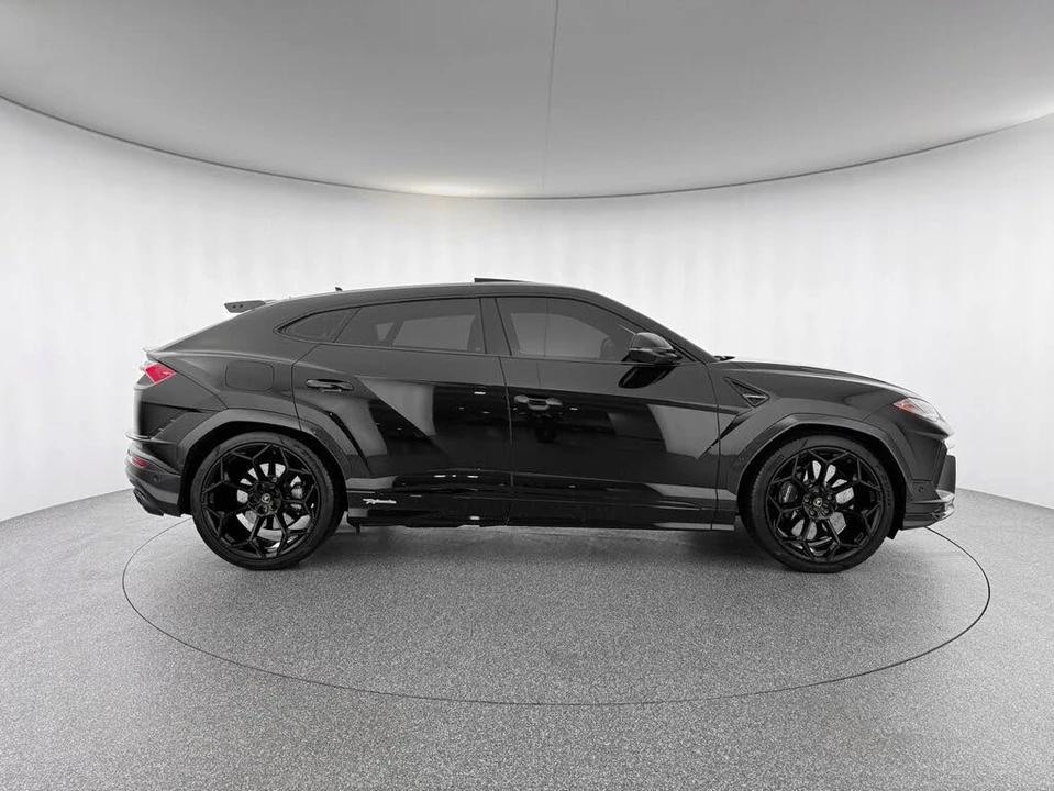 2024 Lamborghini Urus Performante - Image 6 of 31