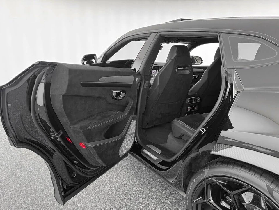 2024 Lamborghini Urus Performante - Image 20 of 31