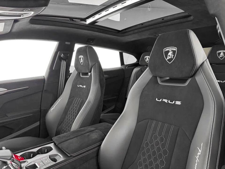2024 Lamborghini Urus Performante - Image 13 of 31