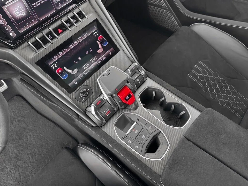 2024 Lamborghini Urus Performante - Image 18 of 31