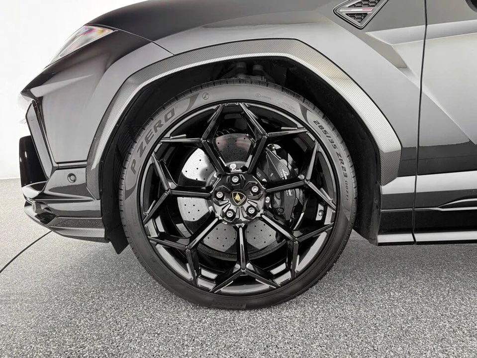 2024 Lamborghini Urus Performante - Image 31 of 31