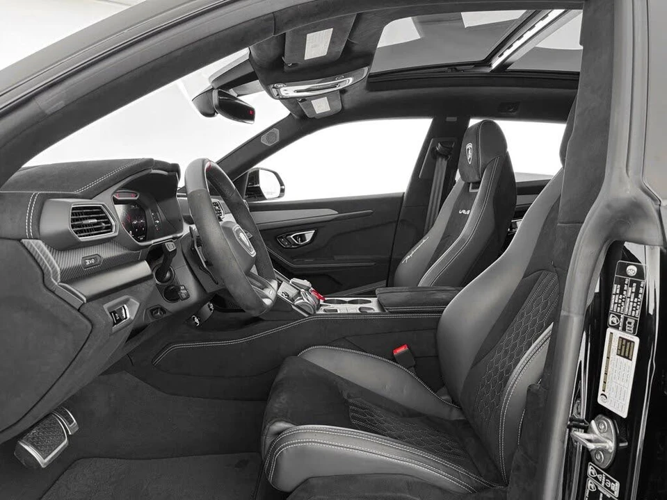 2024 Lamborghini Urus Performante - Image 12 of 31