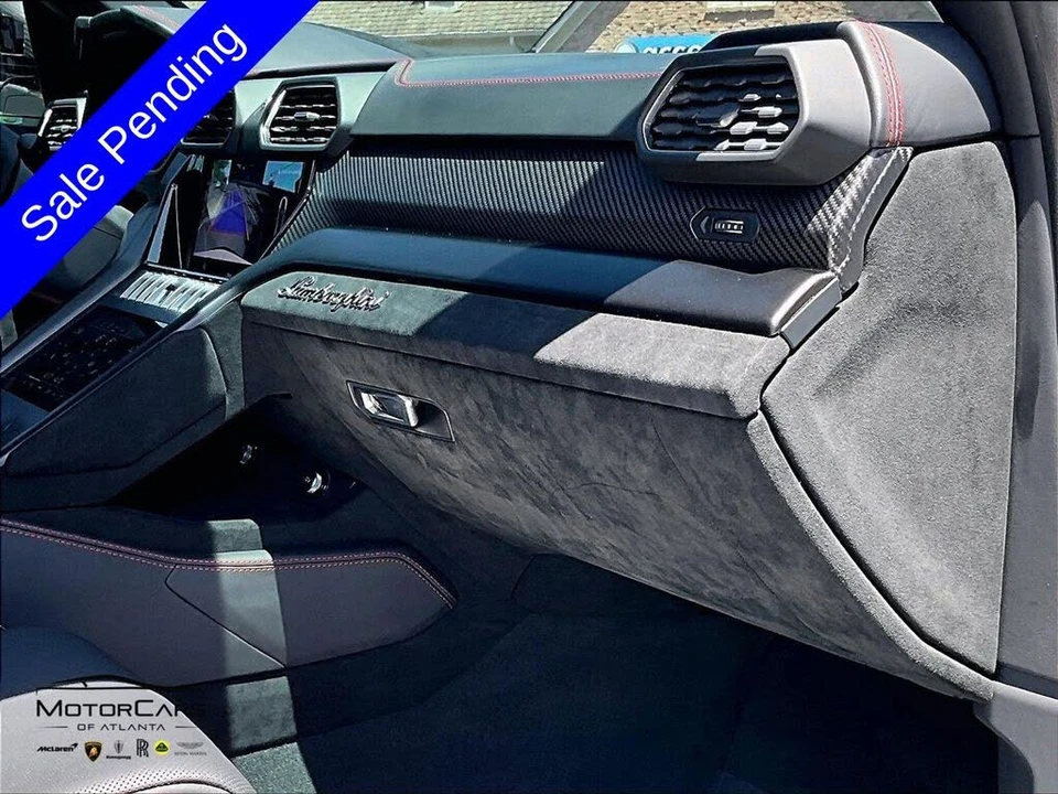 2024 Lamborghini Urus Performante - Image 15 of 30