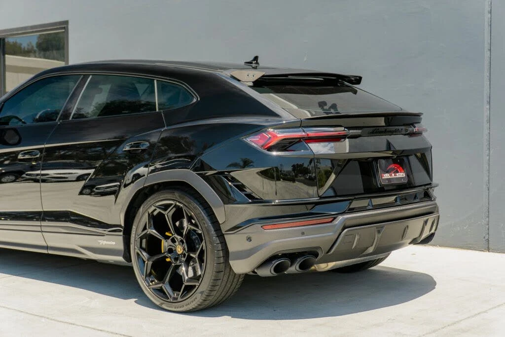 2024 Lamborghini Urus Performante - Image 24 of 31