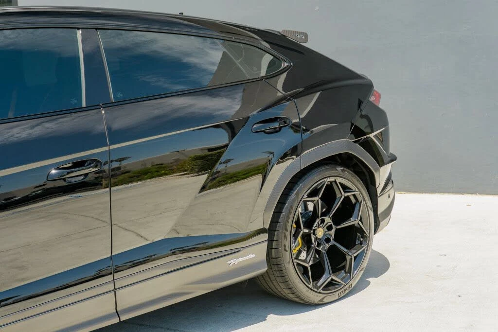 2024 Lamborghini Urus Performante - Image 30 of 31
