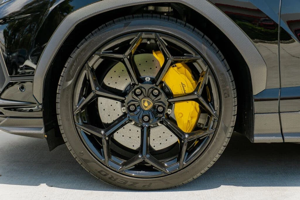 2024 Lamborghini Urus Performante - Image 20 of 31