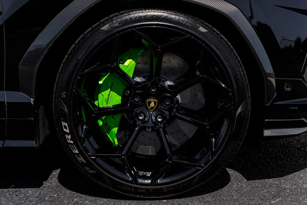 2024 Lamborghini Urus Performante - Image 22 of 31
