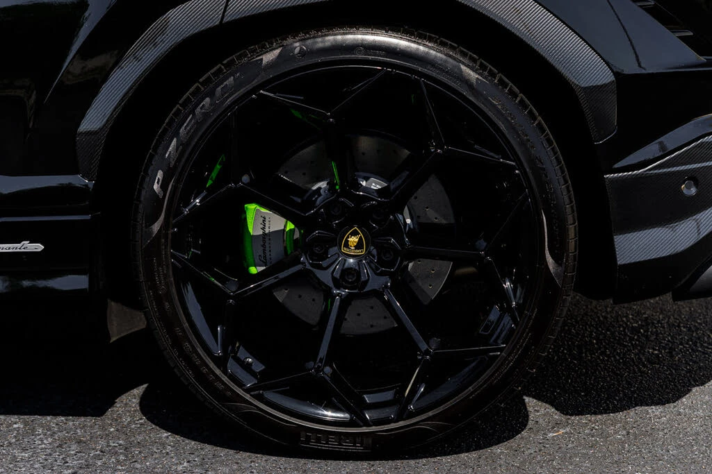 2024 Lamborghini Urus Performante - Image 11 of 31