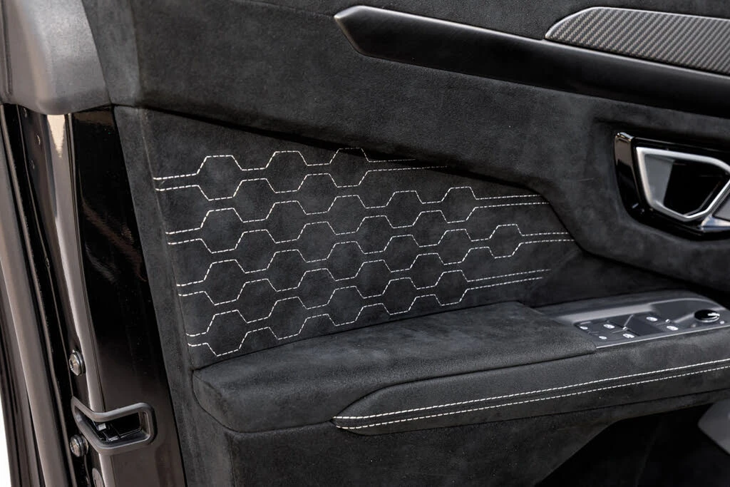 2024 Lamborghini Urus Performante - Image 27 of 31