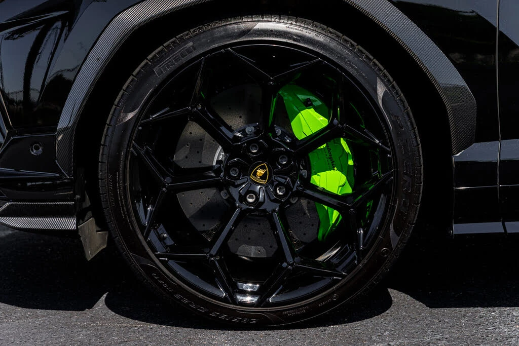 2024 Lamborghini Urus Performante - Image 10 of 31
