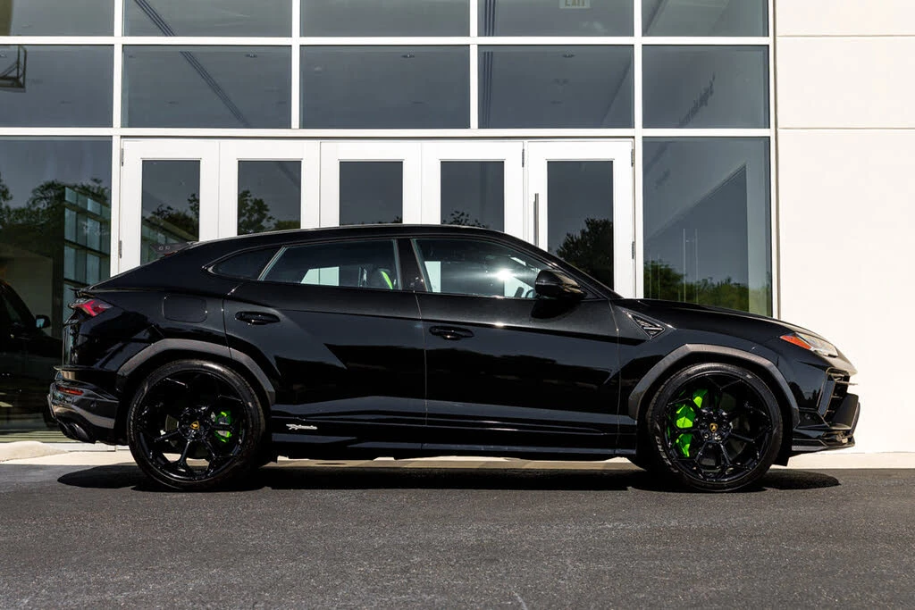 2024 Lamborghini Urus Performante - Image 18 of 31