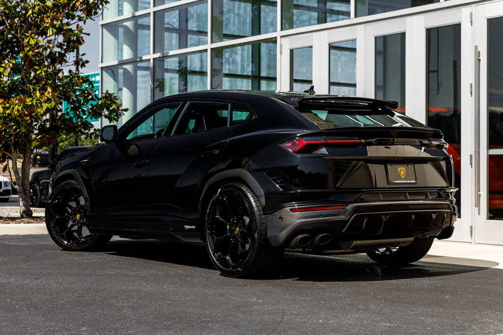 2024 Lamborghini Urus Performante - Image 12 of 31