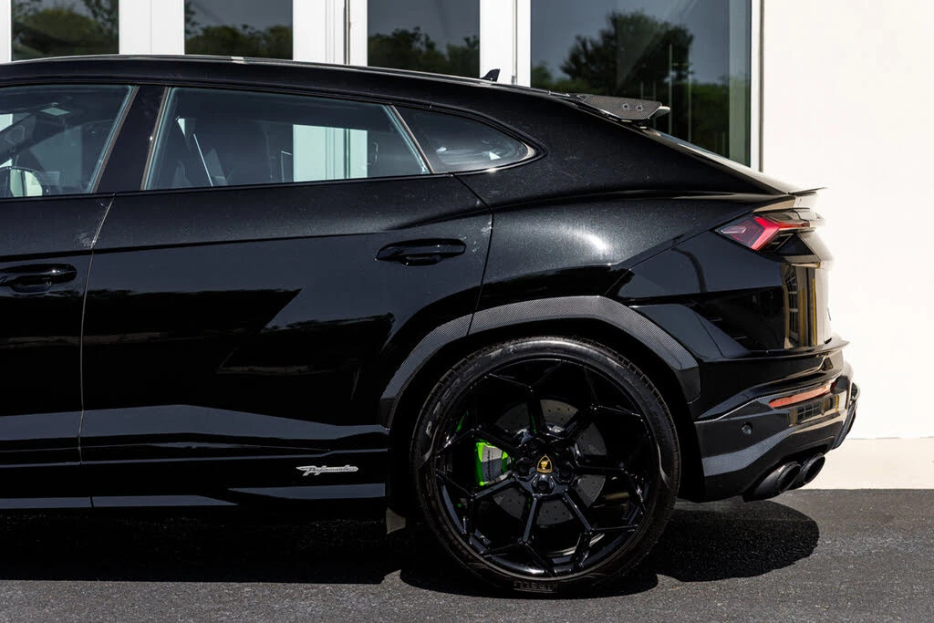 2024 Lamborghini Urus Performante - Image 7 of 31