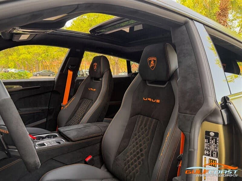 2024 Lamborghini Urus Performante - Image 21 of 31