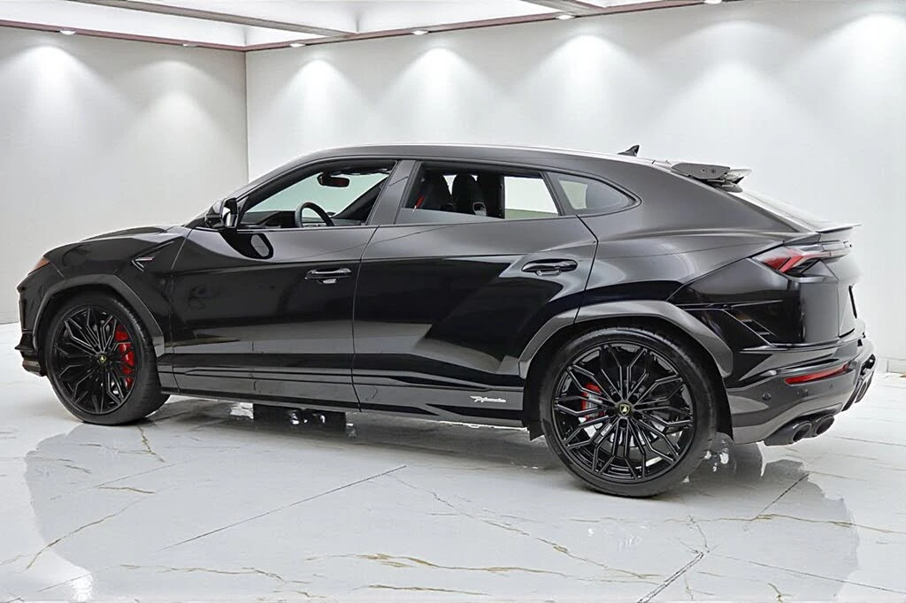 2024 Lamborghini Urus Performante - Image 8 of 31