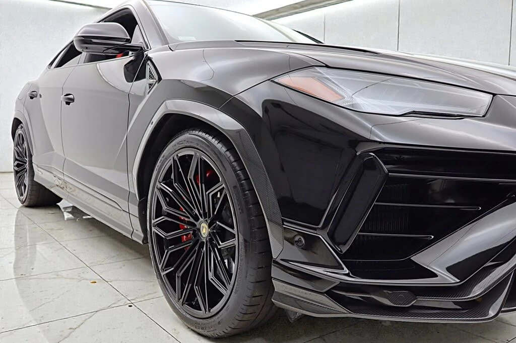 2024 Lamborghini Urus Performante - Image 24 of 31